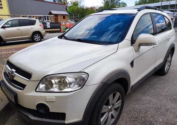 Chevrolet Captiva cena 26000 przebieg: 214571, rok produkcji 2010 z Sanok małe 79